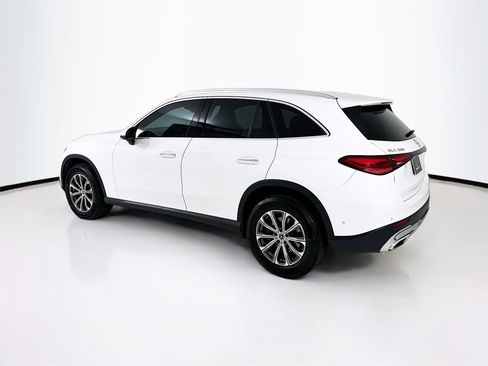 Used 2024 Mercedes-Benz GLC 300 image 6