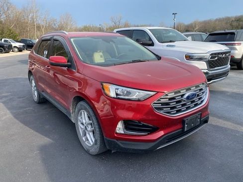 Used 2021 Ford Edge SEL w/ Convenience Package image 4