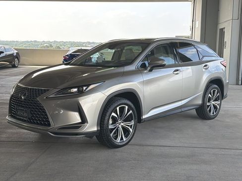Certified 2021 Lexus RX 350 FWD w/ Premium Package image 3