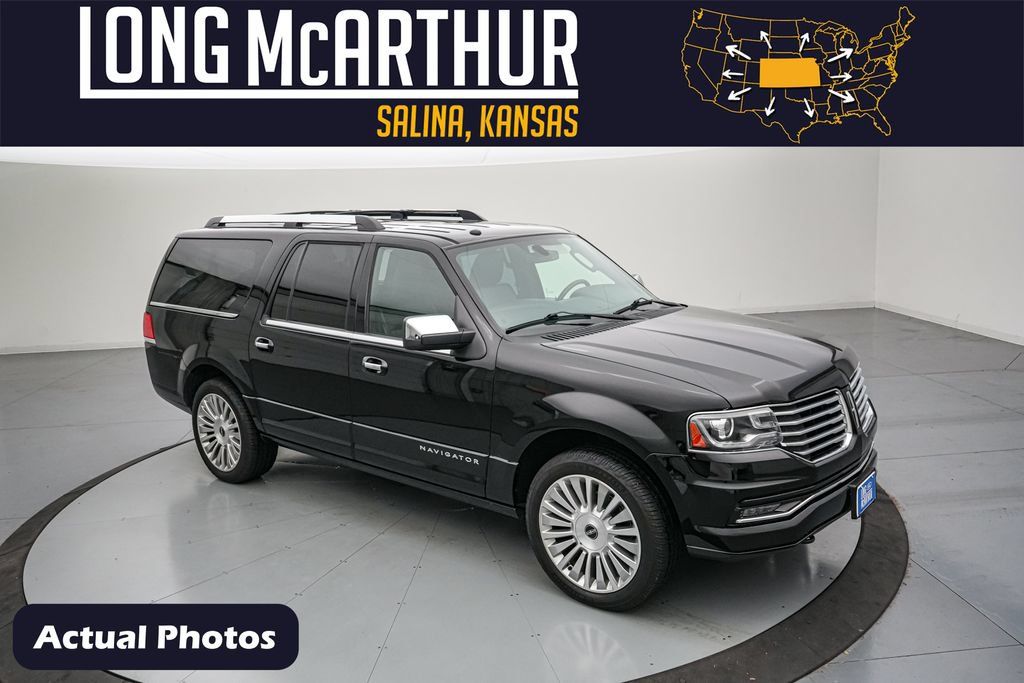 Used 2017 Lincoln Navigator L Reserve AWD/4WD image 1