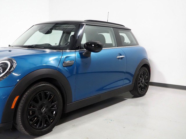 Used 2024 MINI Cooper 2-Door Hardtop FWD image 42