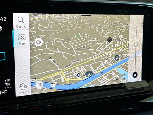 New 2026 Volkswagen Atlas Cross Sport SEL image 18