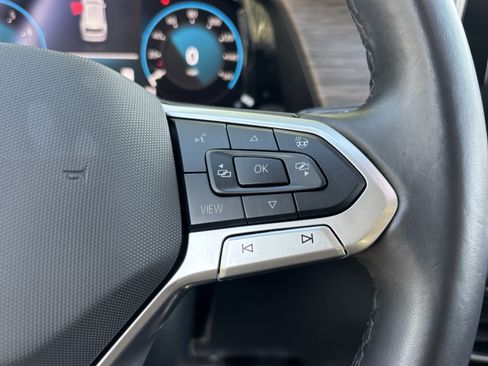 Certified 2025 Volkswagen Atlas SEL Premium R-Line image 27