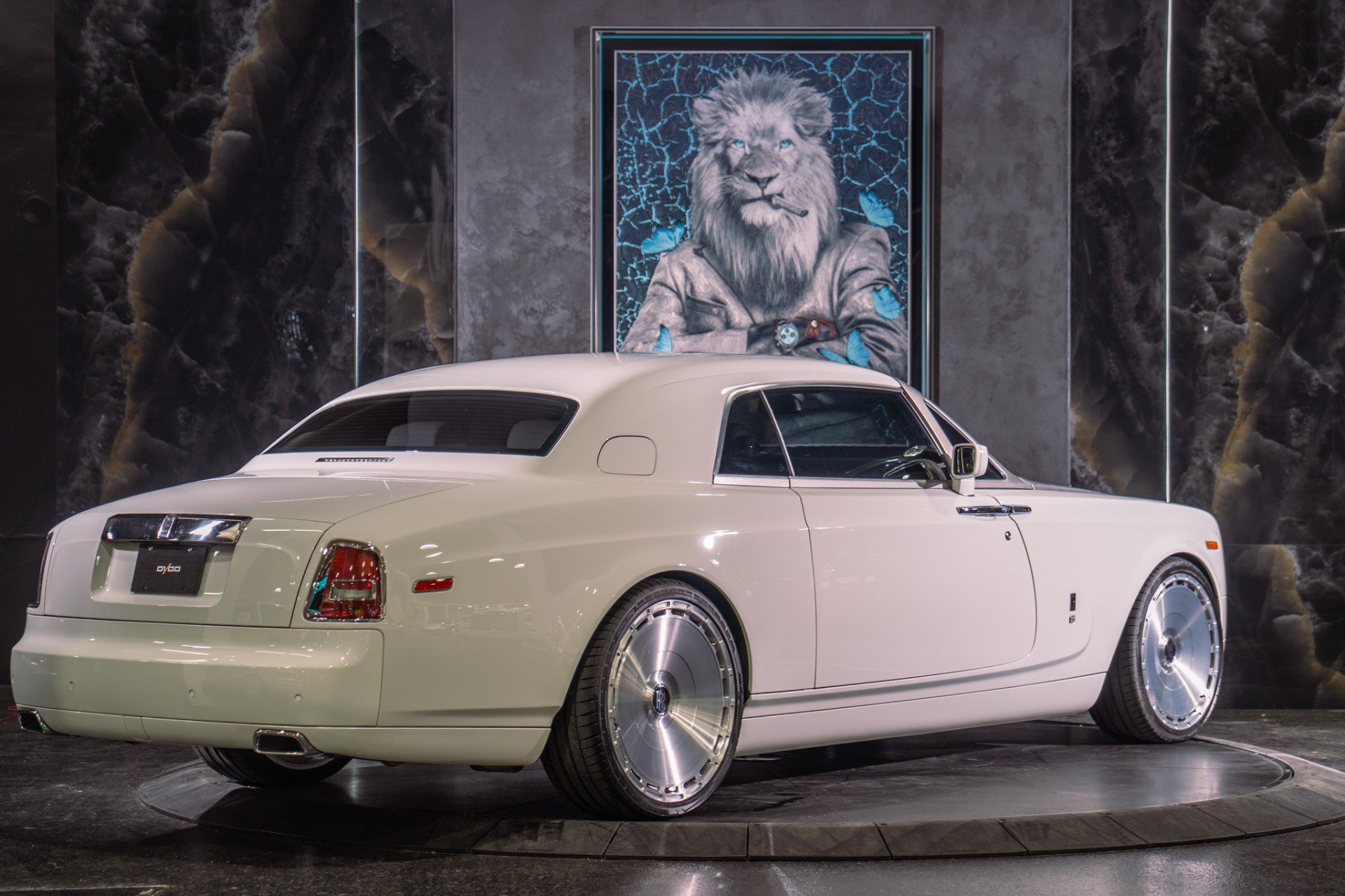 Used 2009 Rolls-Royce Phantom Coupe RWD image 6