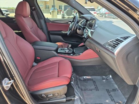 Used 2024 BMW X4 M40i AWD/4WD image 21
