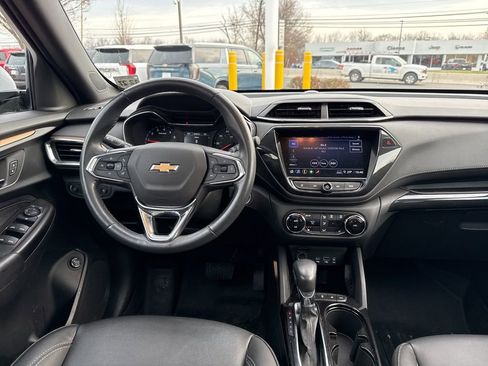Used 2023 Chevrolet TrailBlazer ACTIV w/ Sun and Liftgate Package image 33