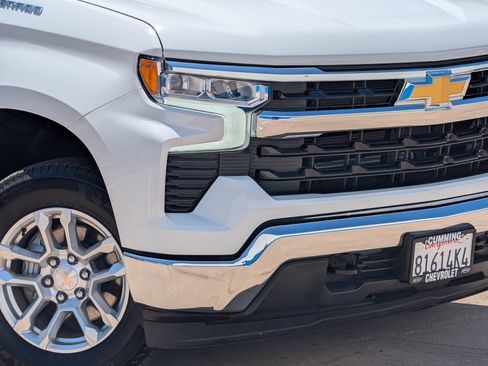 Used 2026 Chevrolet Silverado 1500 LT AWD/4WD image 3