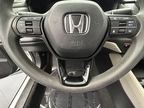Used 2023 Honda Accord EX image 30