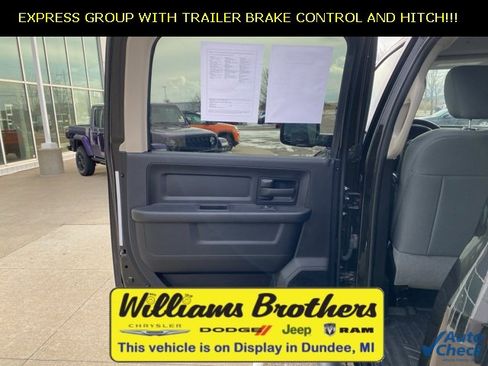 Used 2018 RAM 1500 Express w/ Black Ram 1500 Express Group image 19