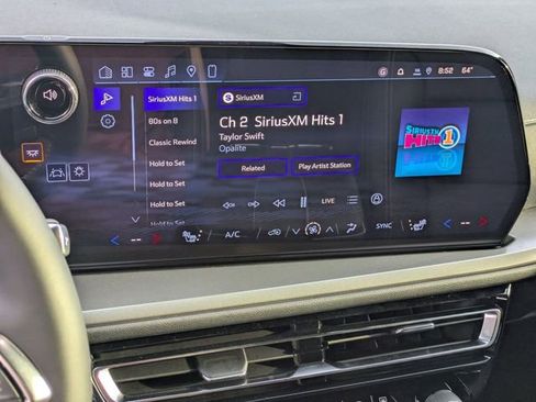 New 2026 Chevrolet Traverse LT w/ Midnight/Sport Edition image 17