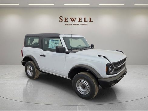 New 2025 Ford Bronco 2-Door image 6