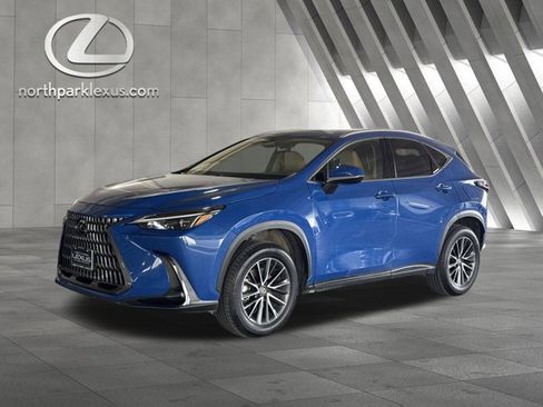 Certified 2025 Lexus NX 250 250 Premium image 3