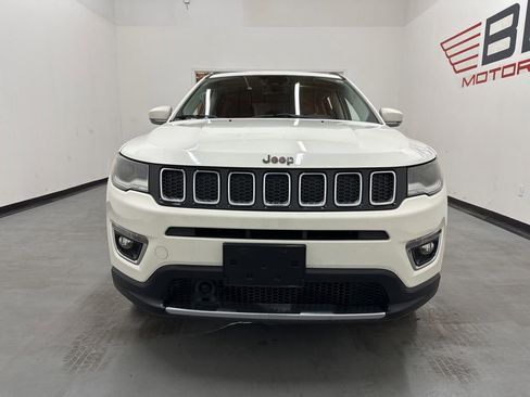 Used 2018 Jeep Compass Limited w/ Navigation Group AWD/4WD image 4