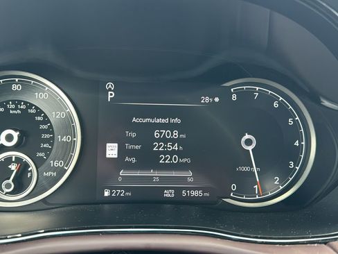 Used 2022 Genesis GV70 2.5T w/ Advanced Package image 21