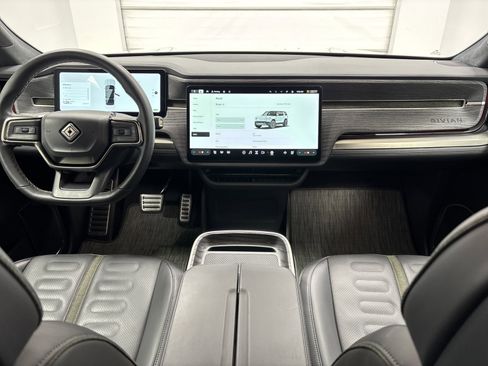 Used 2023 Rivian R1S Launch Edition image 27