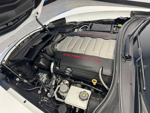 Used 2019 Chevrolet Corvette Stingray Coupe w/ 2LT Preferred Equipment Group RWD image 21