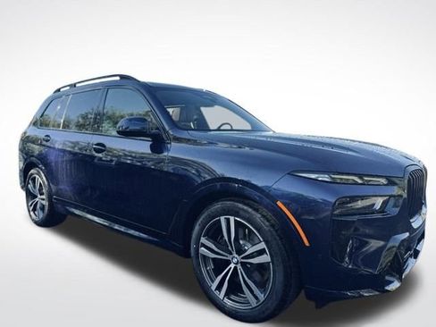 New 2026 BMW X7 xDrive40i w/ M Sport Package image 3