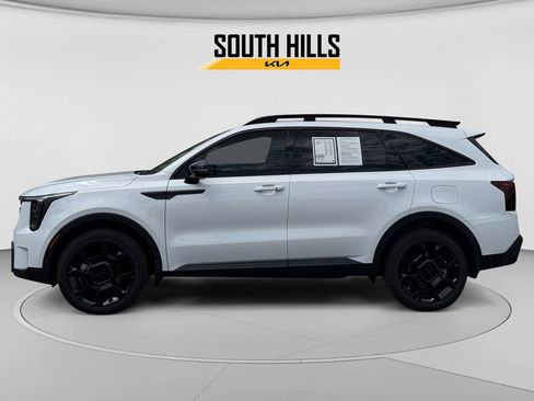 Certified 2025 Kia Sorento X-Line EX AWD/4WD image 2