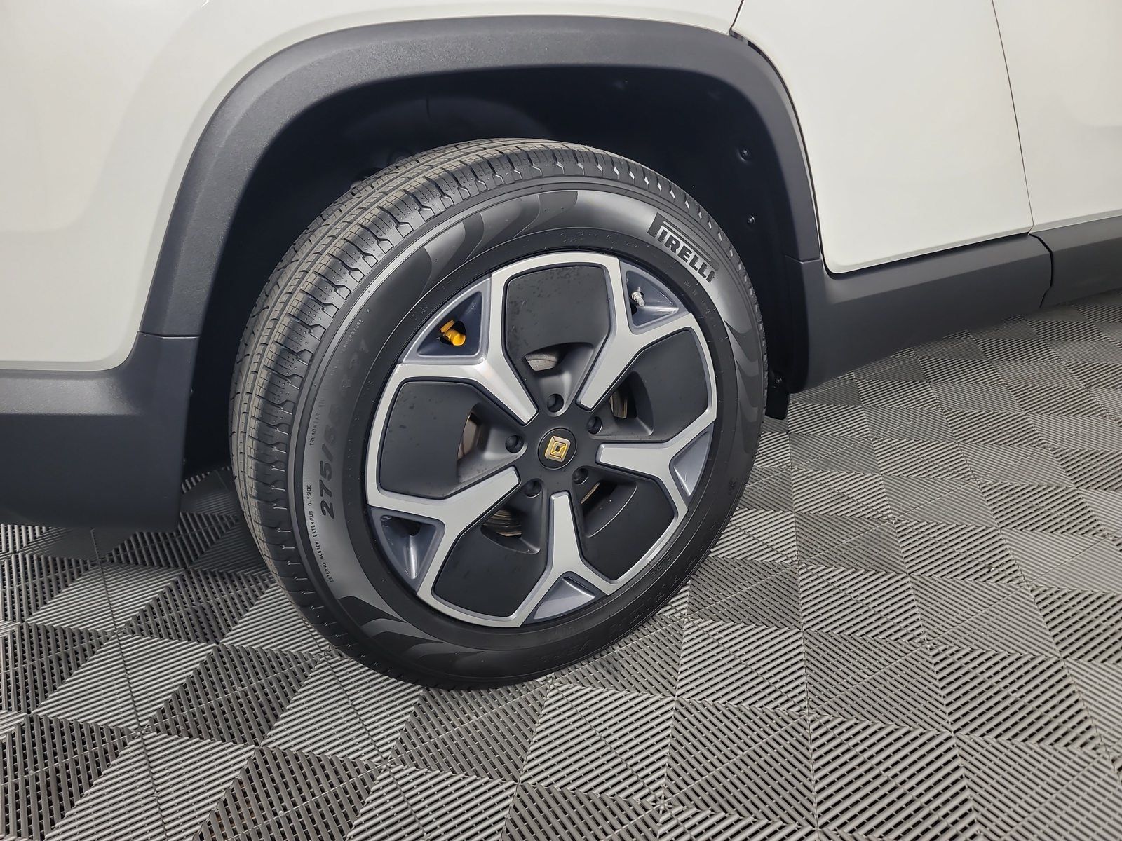 Used 2022 Rivian R1T Adventure AWD/4WD image 33