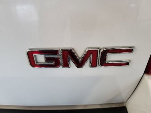 Used 2014 GMC Yukon XL SLT AWD/4WD image 15
