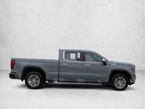 Used 2025 GMC Sierra 1500 Denali image 4