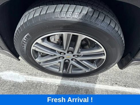 Used 2023 Chevrolet Traverse High Country FWD image 22