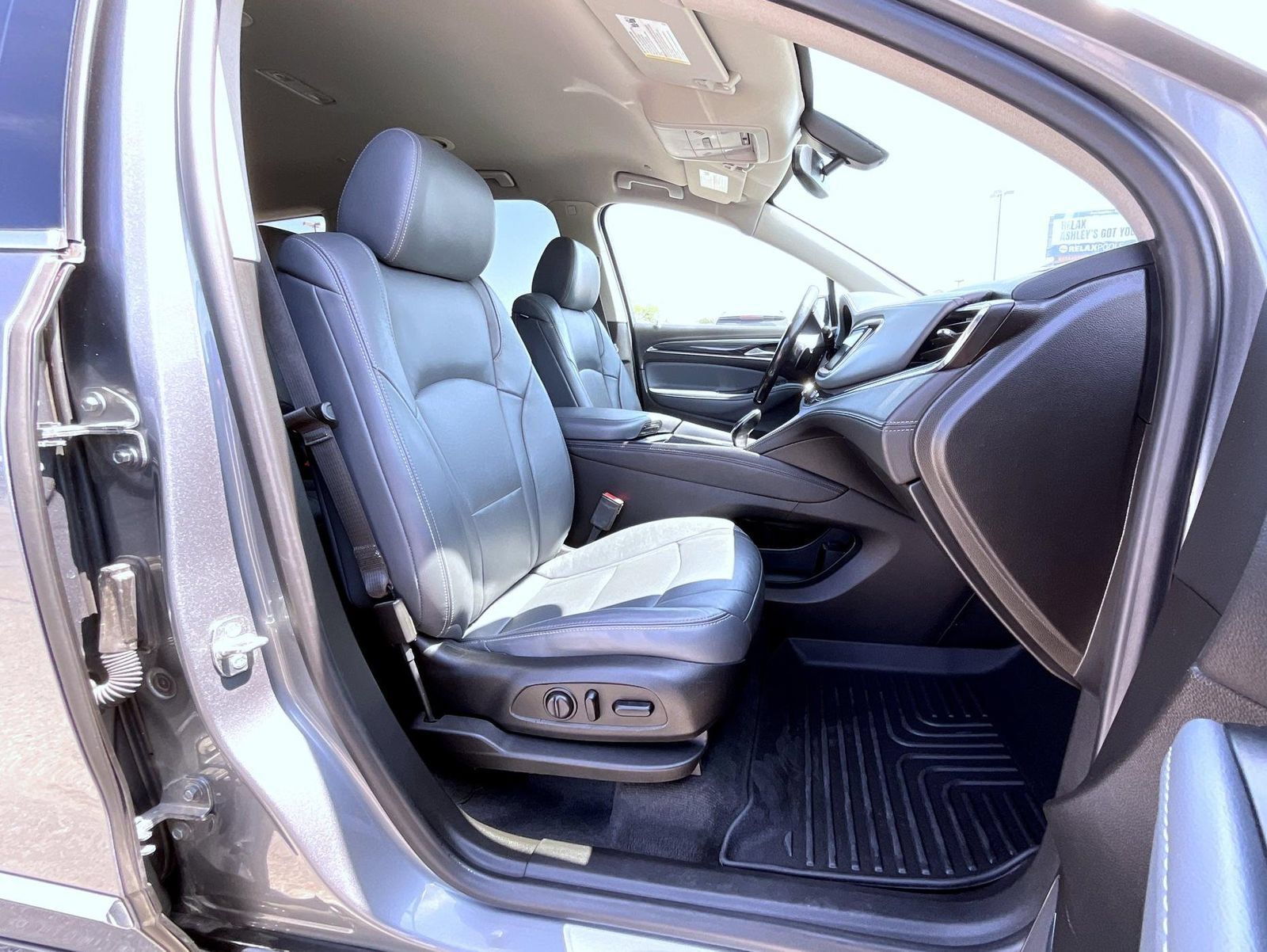 Certified 2021 Buick Enclave Essence AWD/4WD image 17
