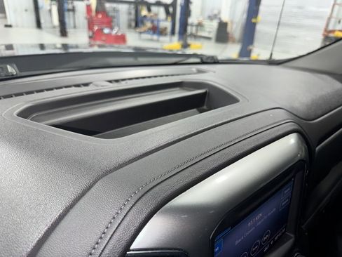 Used 2020 Chevrolet Silverado 1500 LT w/ All-Star Edition image 28