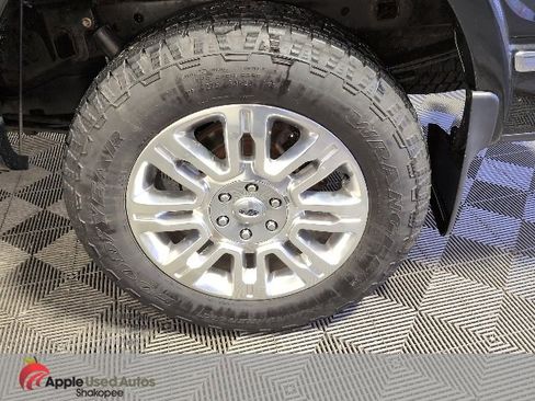 Used 2013 Ford F150 Platinum image 55