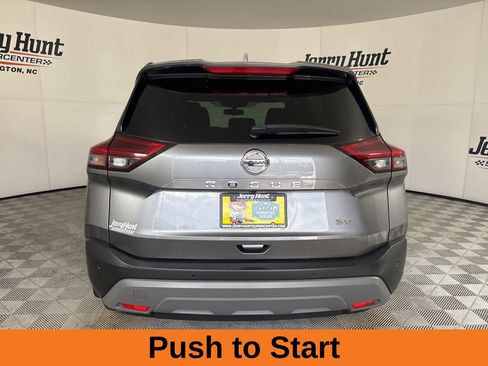 Used 2021 Nissan Rogue SV image 7