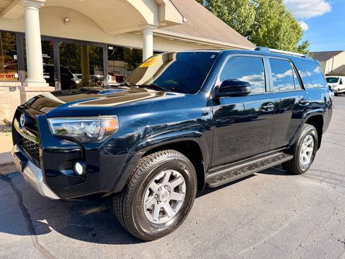 Used 2016 Toyota 4Runner Trail AWD/4WD image 1
