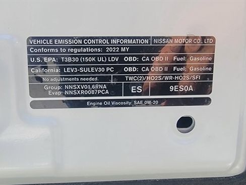 Used 2022 Nissan Versa SV w/ Trunk Package FWD image 13