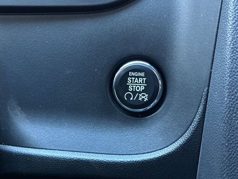 Used 2011 Dodge Challenger SRT8 w/ Green w/Envy Group image 21