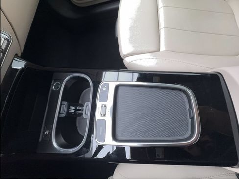 Used 2025 Mercedes-Benz CLA 250 image 46