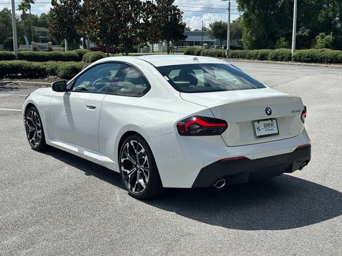 Used 2026 BMW 230i Coupe w/ Premium Package RWD image 3