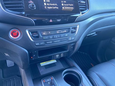 Used 2023 Honda Passport TrailSport image 38