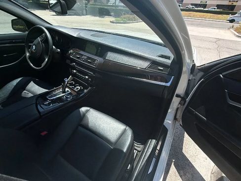 Used 2013 BMW 528i xDrive Sedan AWD/4WD image 14