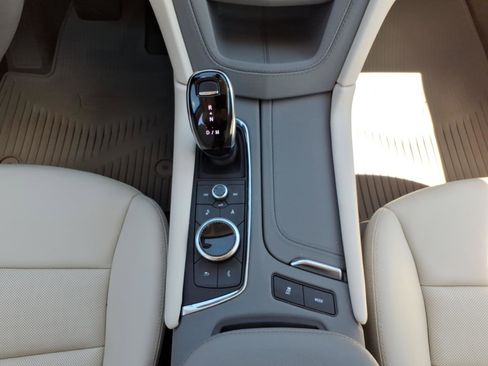 Used 2025 Cadillac XT5 Premium Luxury w/ LPO, Bronce Accent Package AWD/4WD image 17