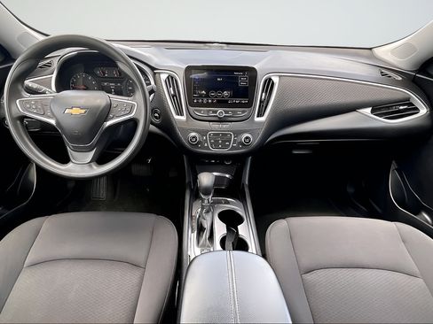 Used 2024 Chevrolet Malibu LT FWD image 7