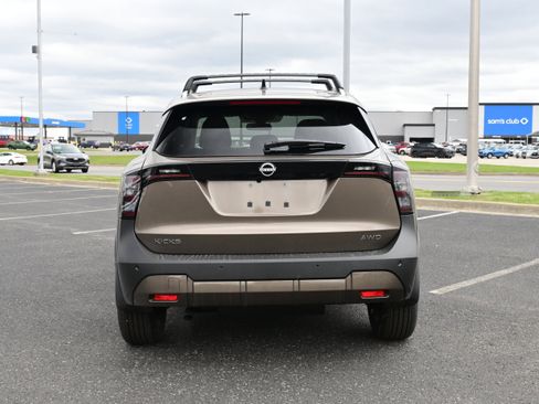 New 2026 Nissan Kicks SV w/ SV Premium Package image 7