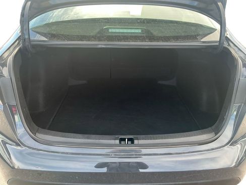 Used 2023 Toyota Corolla LE image 22