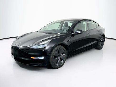 Used 2022 Tesla Model 3 Long Range AWD/4WD image 3