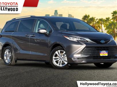 Certified 2023 Toyota Sienna Limited