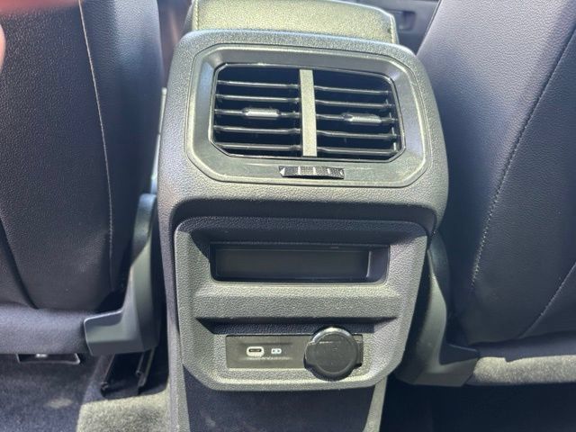 Used 2023 Volkswagen Tiguan SE R-Line AWD/4WD image 34