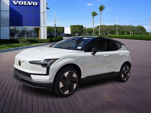 New 2026 Volvo EX30 Plus w/ Protection Package Premier image 3