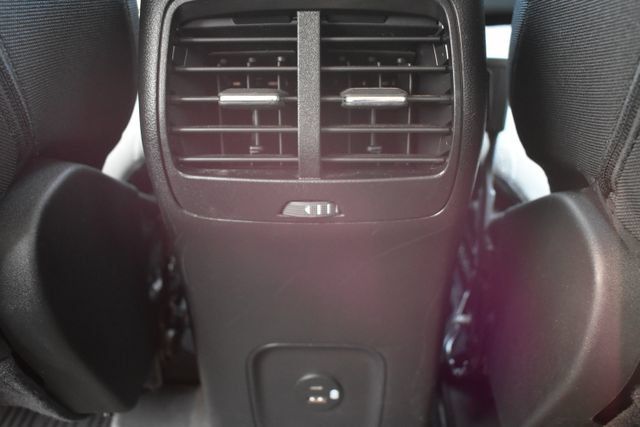 Used 2022 Ford Escape SE w/ SE Sport Appearance Package AWD/4WD image 33