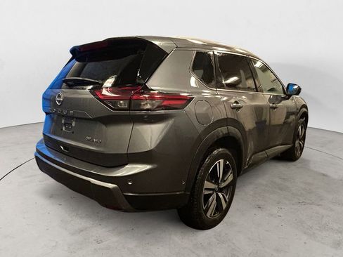 Used 2026 Nissan Rogue SL image 6