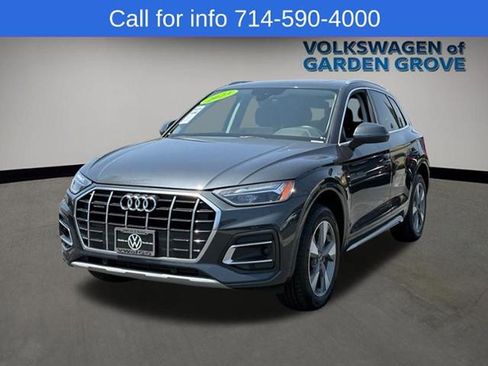 Used 2023 Audi Q5 2.0T Premium w/ Convenience Package AWD/4WD image 4