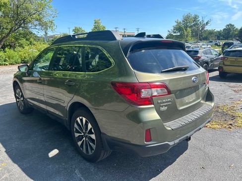 Used 2016 Subaru Outback 2.5i Limited AWD/4WD image 6