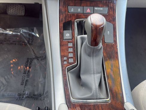 Used 2013 Buick LaCrosse FWD image 25